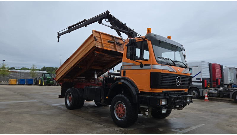 Mercedes-Benz SK 1735 (V8 2X TURBO / 4X4 / PARFAIT ETAT !!!! / GRUE / LAMES / GRAND PONT / TOP CONDITION !!!) - Самосвал, Автоманипулятор: фото 3 Mercedes-Benz SK 1735 (V8 2X TURBO / 4X4 / PARFAIT ETAT !!!! / GRUE / LAMES / GRAND PONT / TOP CONDITION !!!) - Самосвал, Автоманипулятор: фото 3