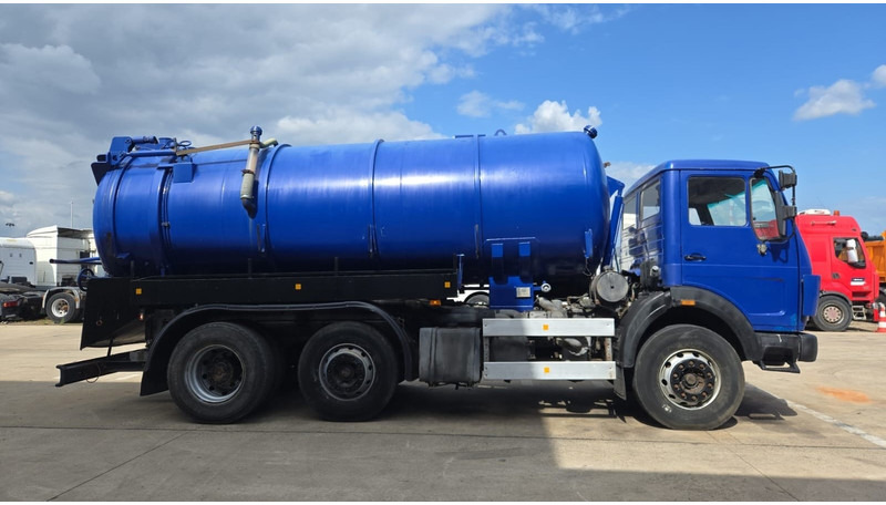 Mercedes-Benz SK 2222 (15000 L / LAMES / GRAND PONT / VIDANGEUR / BIG AXLE / V6) - Ассенизатор: фото 4 Mercedes-Benz SK 2222 (15000 L / LAMES / GRAND PONT / VIDANGEUR / BIG AXLE / V6) - Ассенизатор: фото 4