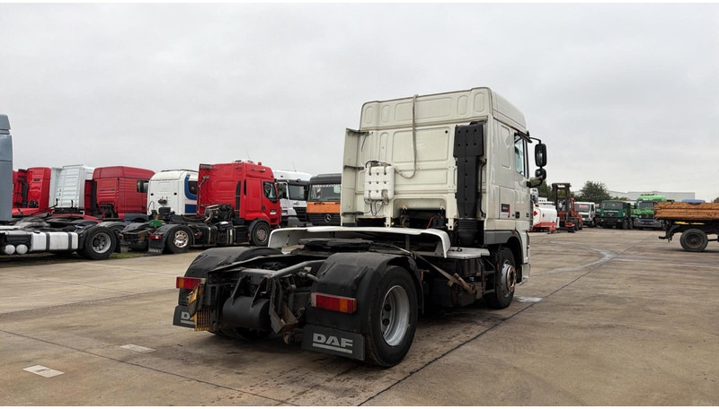 DAF 105 XF 410 (BOITE MANUELLE / MANUAL GEARBOX) - Тягач: фото 4 DAF 105 XF 410 (BOITE MANUELLE / MANUAL GEARBOX) - Тягач: фото 4