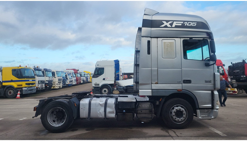 DAF 105 XF 460 (BOITE MANUELLE / MANUAL GEARBOX) - Тягач: фото 4 DAF 105 XF 460 (BOITE MANUELLE / MANUAL GEARBOX) - Тягач: фото 4
