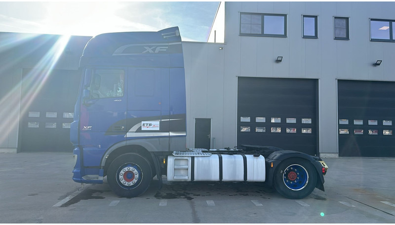 DAF 106 XF 460 (TRES PROPRE / EURO 6 / SUPER SPACE CAB) - Тягач: фото 3 DAF 106 XF 460 (TRES PROPRE / EURO 6 / SUPER SPACE CAB) - Тягач: фото 3