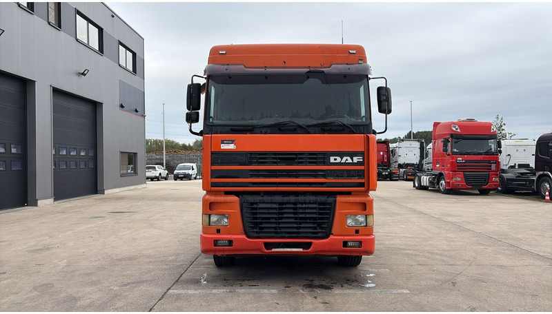 DAF 95 XF 430 (EURO 3 / BOITE MANUELLE / MANUAL GEARBOX) - Тягач: фото 2 DAF 95 XF 430 (EURO 3 / BOITE MANUELLE / MANUAL GEARBOX) - Тягач: фото 2