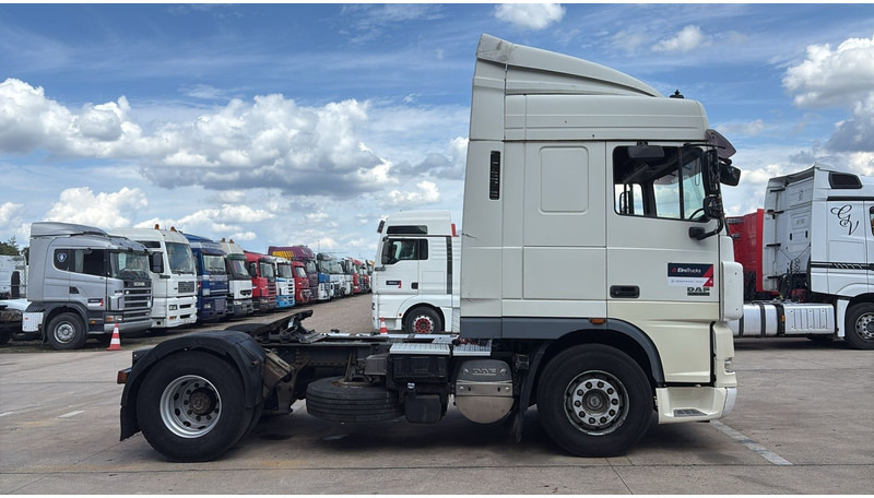 DAF XF 105.460 (AIRCO / GOOD CONDITION / BONNE ETAT) - Тягач: фото 3 DAF XF 105.460 (AIRCO / GOOD CONDITION / BONNE ETAT) - Тягач: фото 3