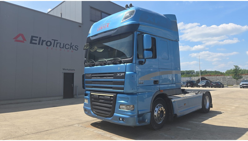 DAF XF 105.460 (BOITE MANUELLE / MANUAL GEARBOX / PARFAIT ETAT / TRES PROPRE) - Тягач: фото 1 DAF XF 105.460 (BOITE MANUELLE / MANUAL GEARBOX / PARFAIT ETAT / TRES PROPRE) - Тягач: фото 1