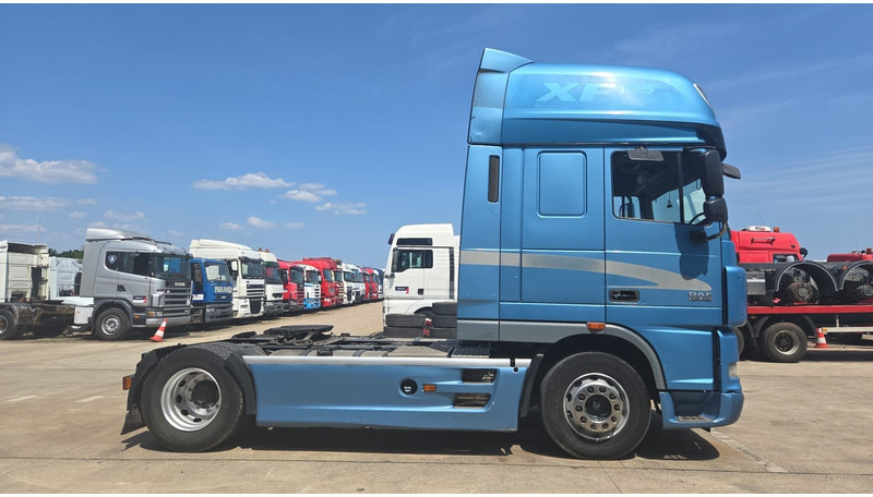 DAF XF 105.460 (BOITE MANUELLE / MANUAL GEARBOX / PARFAIT ETAT / TRES PROPRE) - Тягач: фото 4 DAF XF 105.460 (BOITE MANUELLE / MANUAL GEARBOX / PARFAIT ETAT / TRES PROPRE) - Тягач: фото 4