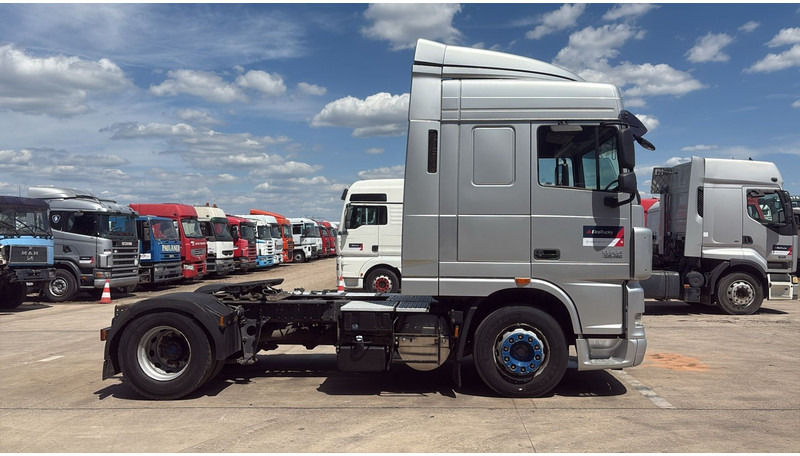 DAF XF 105.460 (TOP CONDITION / CLEAN / PROPRE / EURO 5) - Тягач: фото 4 DAF XF 105.460 (TOP CONDITION / CLEAN / PROPRE / EURO 5) - Тягач: фото 4