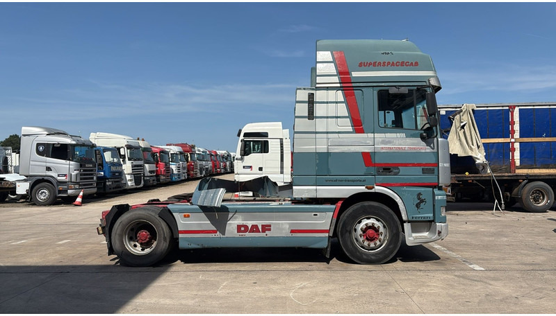 DAF XF 95.430 (EURO 3 / MANUAL GEARBOX / BOITE MANUELLE) - Тягач: фото 4 DAF XF 95.430 (EURO 3 / MANUAL GEARBOX / BOITE MANUELLE) - Тягач: фото 4