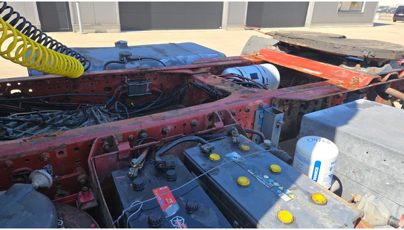 Iveco Eurotech 440 E 42 (MANUAL PUMP / ZF GEARBOX / GOOD CONDITION / POMPE MANUELLE) - Тягач: фото 5 Iveco Eurotech 440 E 42 (MANUAL PUMP / ZF GEARBOX / GOOD CONDITION / POMPE MANUELLE) - Тягач: фото 5