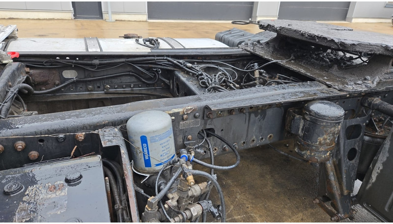 MAN TGA 18.410 (864.000 KM / MANUAL PUMP / MANUAL GEARBOX / RETARDER / POMPE MANUELLE) в лизинг MAN TGA 18.410 (864.000 KM / MANUAL PUMP / MANUAL GEARBOX / RETARDER / POMPE MANUELLE): фото 10