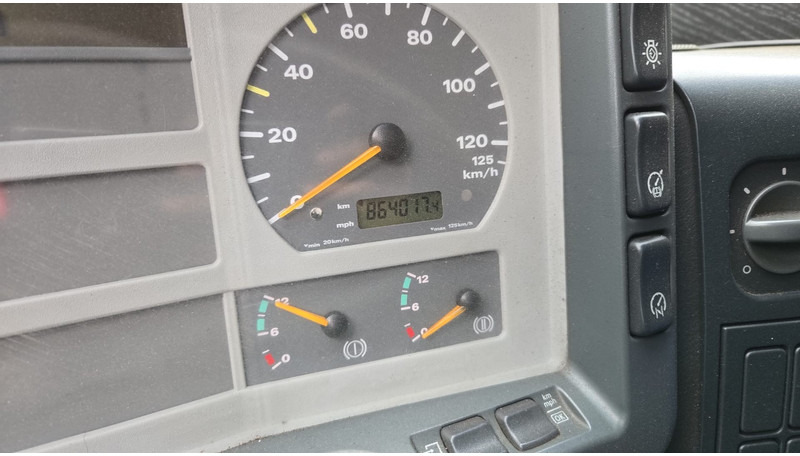 MAN TGA 18.410 (864.000 KM / MANUAL PUMP / MANUAL GEARBOX / RETARDER / POMPE MANUELLE) в лизинг MAN TGA 18.410 (864.000 KM / MANUAL PUMP / MANUAL GEARBOX / RETARDER / POMPE MANUELLE): фото 19