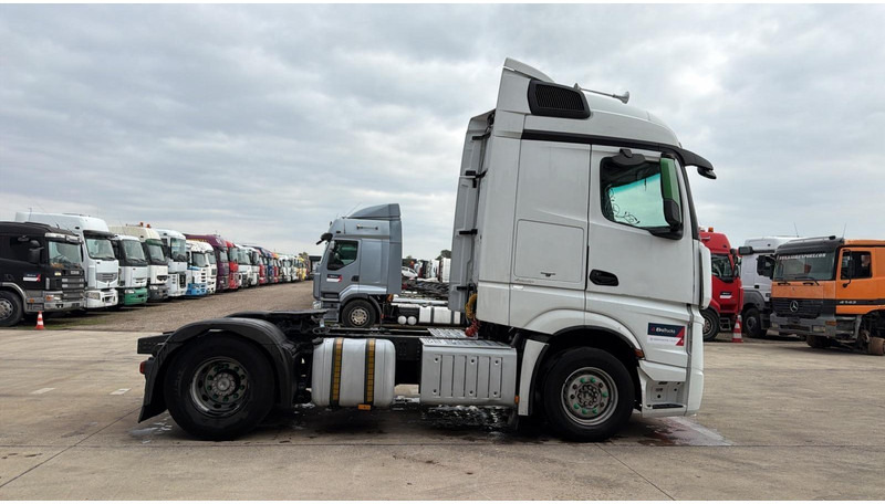 Mercedes-Benz Actros 1845 (GOOD CONDITION / PARFAIT ETAT / AIRCO / MP4) - Тягач: фото 3 Mercedes-Benz Actros 1845 (GOOD CONDITION / PARFAIT ETAT / AIRCO / MP4) - Тягач: фото 3