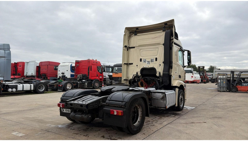 Mercedes-Benz Actros 1845 (PERFECT CONDITION / EURO 5) - Тягач: фото 4 Mercedes-Benz Actros 1845 (PERFECT CONDITION / EURO 5) - Тягач: фото 4