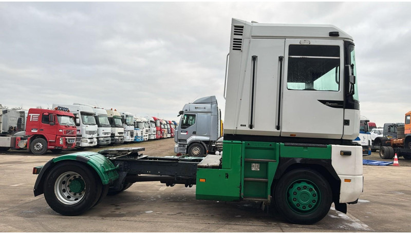 Renault Magnum 470 (POMPE MANUELLE / MANUAL PUMP / BOITE MANUELLE / MANUAL GEARBOX) - Тягач: фото 4 Renault Magnum 470 (POMPE MANUELLE / MANUAL PUMP / BOITE MANUELLE / MANUAL GEARBOX) - Тягач: фото 4