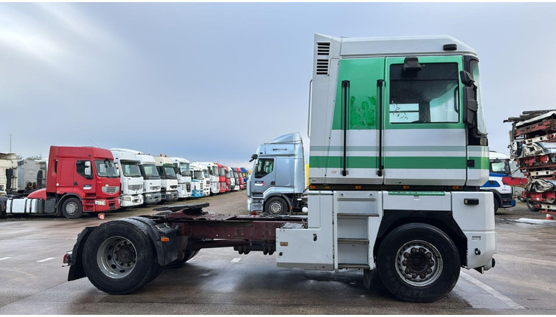 Renault Magnum 470 (POMPE MANUELLE / MANUAL PUMP / BOITE MANUELLE / MANUAL GEARBOX) - Тягач: фото 4 Renault Magnum 470 (POMPE MANUELLE / MANUAL PUMP / BOITE MANUELLE / MANUAL GEARBOX) - Тягач: фото 4