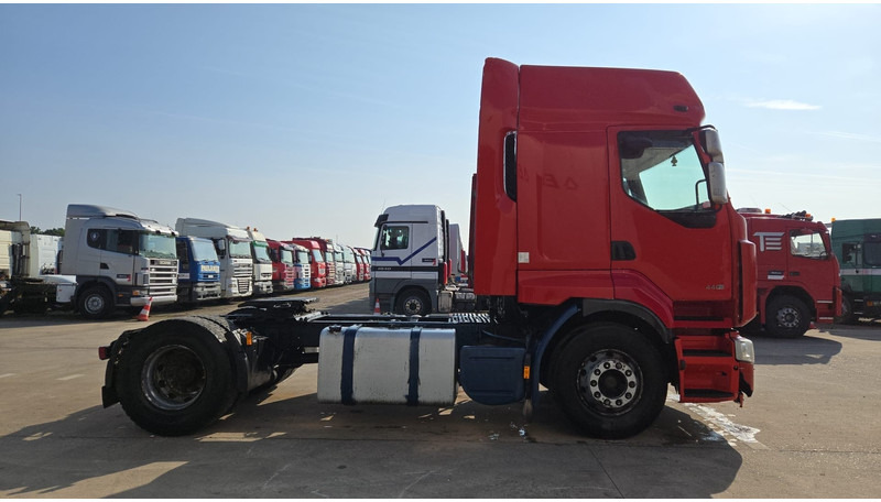 Renault Premium 440 (BOITE MANUELLE / MANUAL GEARBOX) - Тягач: фото 3 Renault Premium 440 (BOITE MANUELLE / MANUAL GEARBOX) - Тягач: фото 3