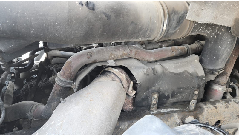 Тягач Renault Premium 460 DXI (2 TANKS / AIRCO / CLEAN / PROPRE): фото 17