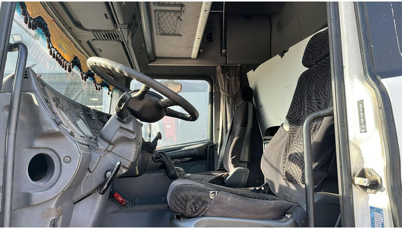 Тягач Scania 124-420 Topline (MANUAL GEARBOX / BOITE MANUELLE): фото 20 Тягач Scania 124-420 Topline (MANUAL GEARBOX / BOITE MANUELLE): фото 20