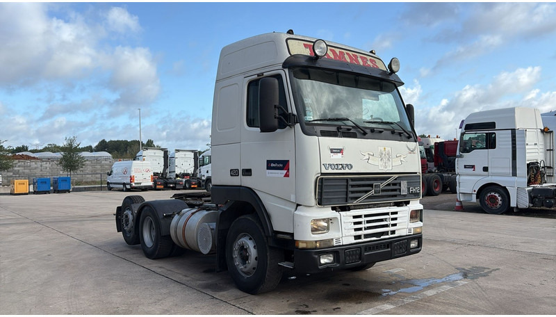 Volvo FH 12.420 (6X2 / BOITE MANUELLE / MANUAL GEARBOX / 8 PNEUS / 8 TYRES) - Тягач: фото 2 Volvo FH 12.420 (6X2 / BOITE MANUELLE / MANUAL GEARBOX / 8 PNEUS / 8 TYRES) - Тягач: фото 2