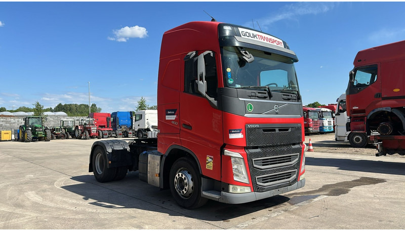 Volvo FH 460 (MANUAL GEARBOX / TRANSMISIÓN MANUAL / AIRCO) - Тягач: фото 3 Volvo FH 460 (MANUAL GEARBOX / TRANSMISIÓN MANUAL / AIRCO) - Тягач: фото 3