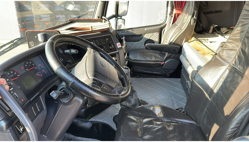 Тягач Volvo FH 460 (MANUAL GEARBOX / VERY CLEAN !!! / GOOD TYRES / TOP CONDITION): фото 17