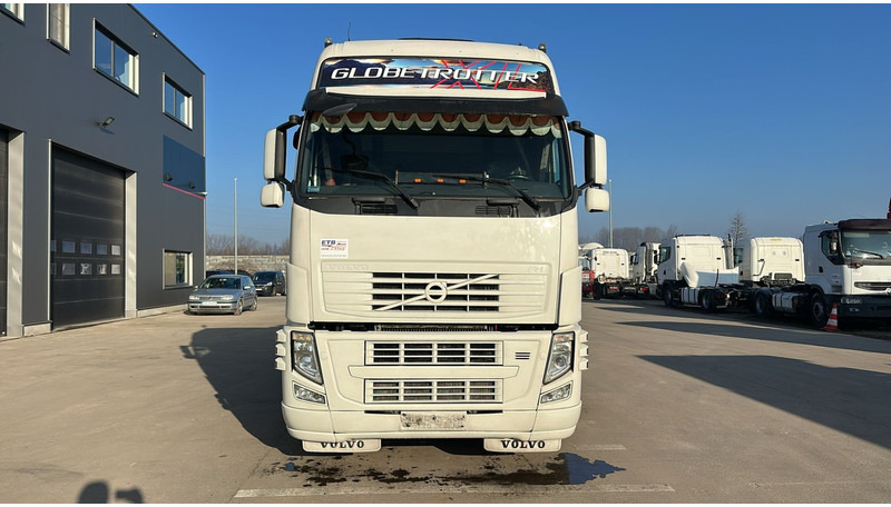 Volvo FH 460 (MANUAL GEARBOX / VERY CLEAN !!! / GOOD TYRES / TOP CONDITION) - Тягач: фото 2 Volvo FH 460 (MANUAL GEARBOX / VERY CLEAN !!! / GOOD TYRES / TOP CONDITION) - Тягач: фото 2