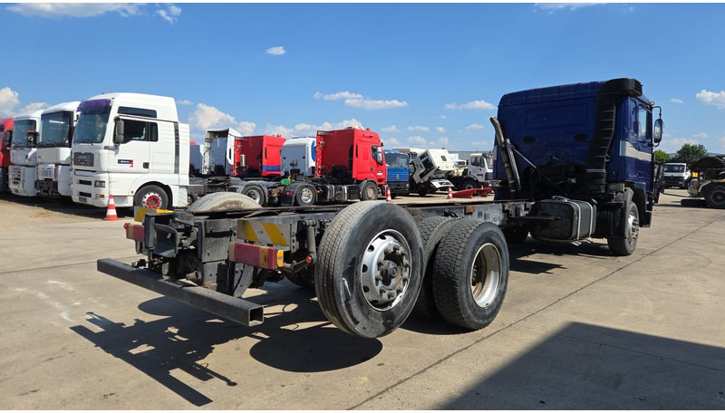 Volvo F 12 - 360 (FULL STEEL SUSPENSION / MANUAL PUMP / SUSP. LAMES / 6X2) - Грузовик-шасси: фото 5 Volvo F 12 - 360 (FULL STEEL SUSPENSION / MANUAL PUMP / SUSP. LAMES / 6X2) - Грузовик-шасси: фото 5