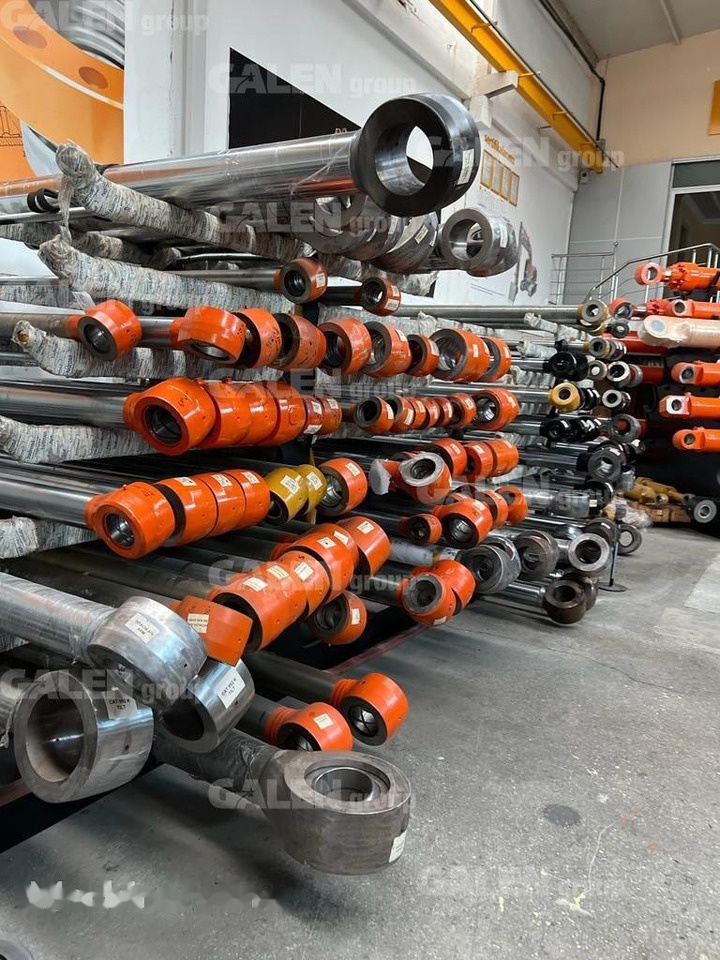 Новый Гидравлический цилиндр для Экскаваторов Caterpillar  Manufacturing: фото 1