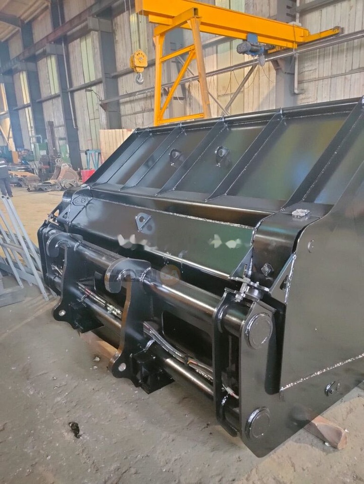 Новый Ковш для погрузчика Hyundai HL760 High Dump Bucket(High Tip): фото 7 Новый Ковш для погрузчика Hyundai HL760 High Dump Bucket(High Tip): фото 7