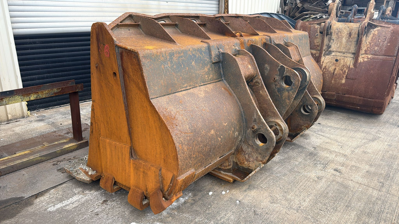 KOMATSU WA500 Loading Bucket - Ковш для погрузчика: фото 2 KOMATSU WA500 Loading Bucket - Ковш для погрузчика: фото 2