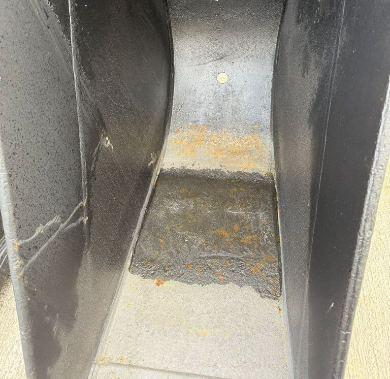 Komatsu PC200 Channel Bucket - Ковш для экскаватора: фото 5 Komatsu PC200 Channel Bucket - Ковш для экскаватора: фото 5