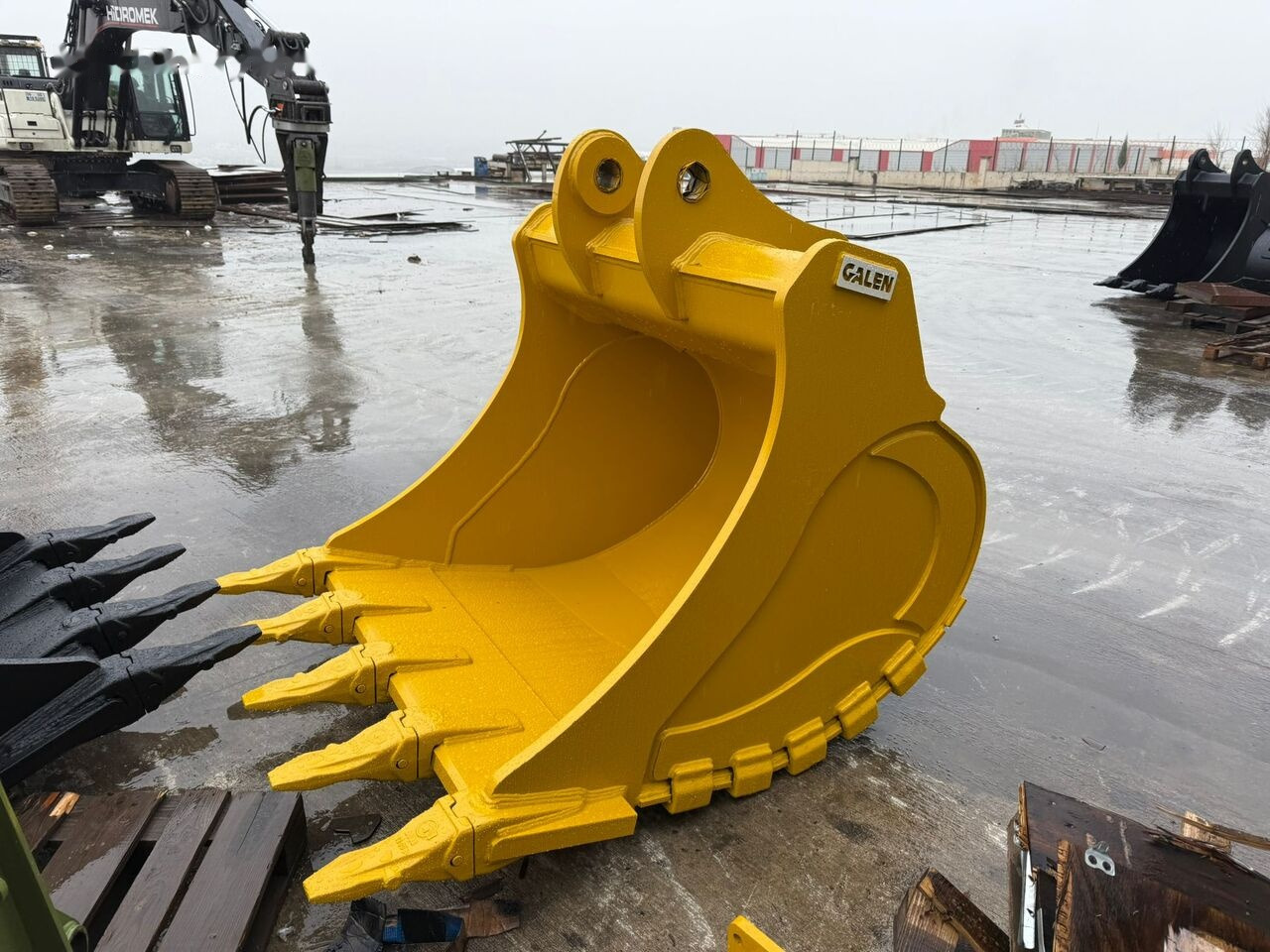 Komatsu PC300 Reinforced General Purpose Bucket - Ковш для экскаватора: фото 1 Komatsu PC300 Reinforced General Purpose Bucket - Ковш для экскаватора: фото 1