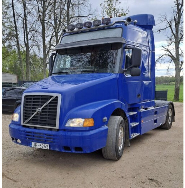 Volvo NH12 - Тягач: фото 1 Volvo NH12 - Тягач: фото 1