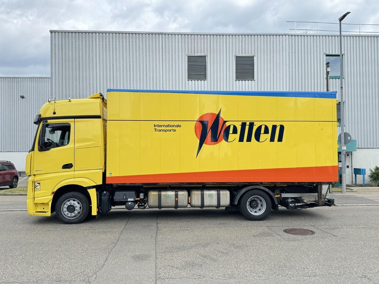 Mercedes-Benz Actros 1848 LL Gr.Haus AWL-Möbelkoffer uLBW - Грузовик с закрытым кузовом: фото 5 Mercedes-Benz Actros 1848 LL Gr.Haus AWL-Möbelkoffer uLBW - Грузовик с закрытым кузовом: фото 5