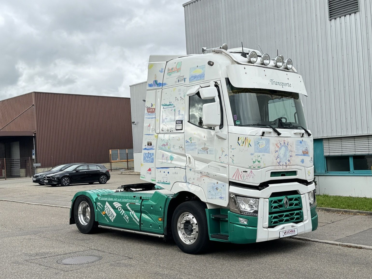 Renault T520 HIGHCAB Comfort 2-Tanks Retarder Airbrush - Тягач: фото 3 Renault T520 HIGHCAB Comfort 2-Tanks Retarder Airbrush - Тягач: фото 3