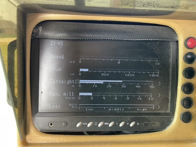 Зерноуборочный комбайн MASSEY FERGUSON 38RS: фото 36