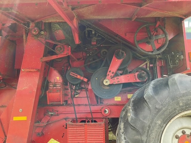 Зерноуборочный комбайн Massey Ferguson 38RS: фото 14