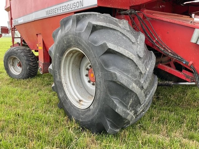 Зерноуборочный комбайн Massey Ferguson 38RS: фото 17