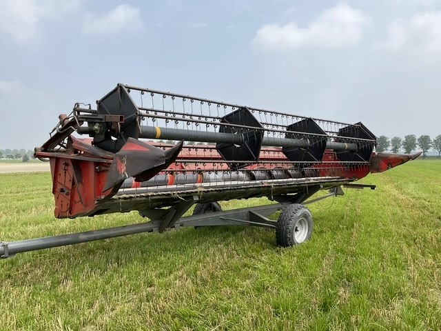 Зерноуборочный комбайн Massey Ferguson 38RS: фото 30