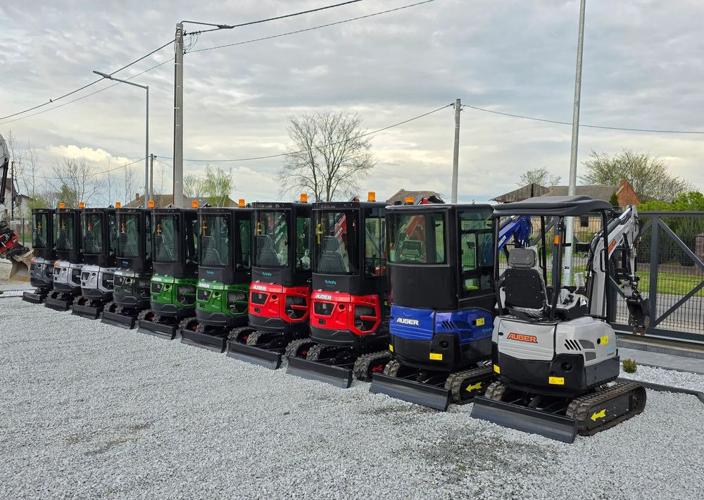 Kubota NOWA MINIKOPARKA AUGER HT 18, SILNIK KUBOTA, 3 ŁYŻKI - Мини-экскаватор: фото 2 Kubota NOWA MINIKOPARKA AUGER HT 18, SILNIK KUBOTA, 3 ŁYŻKI - Мини-экскаватор: фото 2