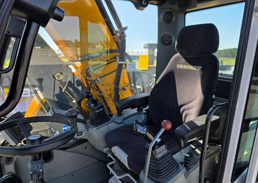 Liebherr A914 COMPACT, 2015 ROK, SW 48 szybkozłącze в лизинг Liebherr A914 COMPACT, 2015 ROK, SW 48 szybkozłącze: фото 15 Liebherr A914 COMPACT, 2015 ROK, SW 48 szybkozłącze в лизинг Liebherr A914 COMPACT, 2015 ROK, SW 48 szybkozłącze: фото 15