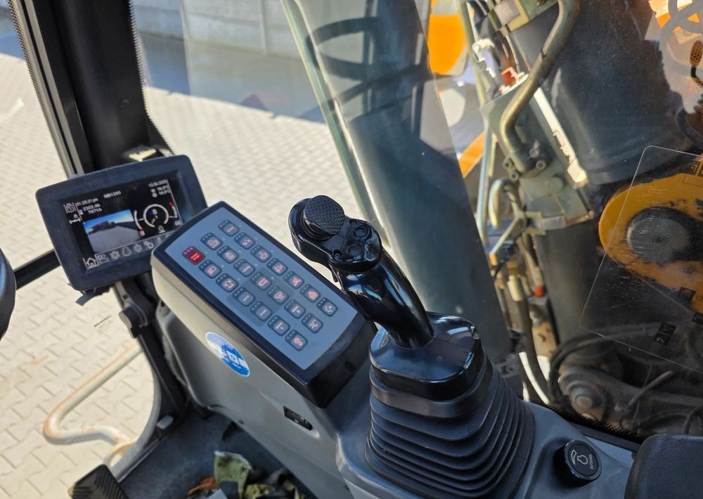 Liebherr A914 COMPACT, 2015 ROK, SW 48 szybkozłącze в лизинг Liebherr A914 COMPACT, 2015 ROK, SW 48 szybkozłącze: фото 16 Liebherr A914 COMPACT, 2015 ROK, SW 48 szybkozłącze в лизинг Liebherr A914 COMPACT, 2015 ROK, SW 48 szybkozłącze: фото 16