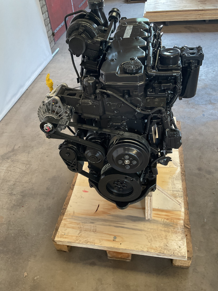 Cummins QSB6.7 - Двигатель: фото 3 Cummins QSB6.7 - Двигатель: фото 3
