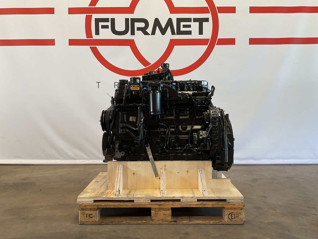 Cummins QSB6.7 - Двигатель: фото 1 Cummins QSB6.7 - Двигатель: фото 1