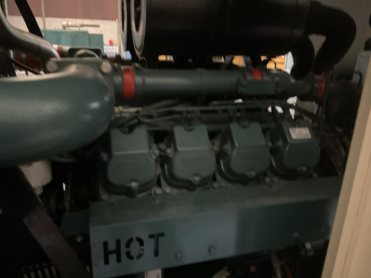 Doosan P158LE, 415KVA generatorset. Like brand new, low hours and complete - Электрогенератор: фото 4 Doosan P158LE, 415KVA generatorset. Like brand new, low hours and complete - Электрогенератор: фото 4