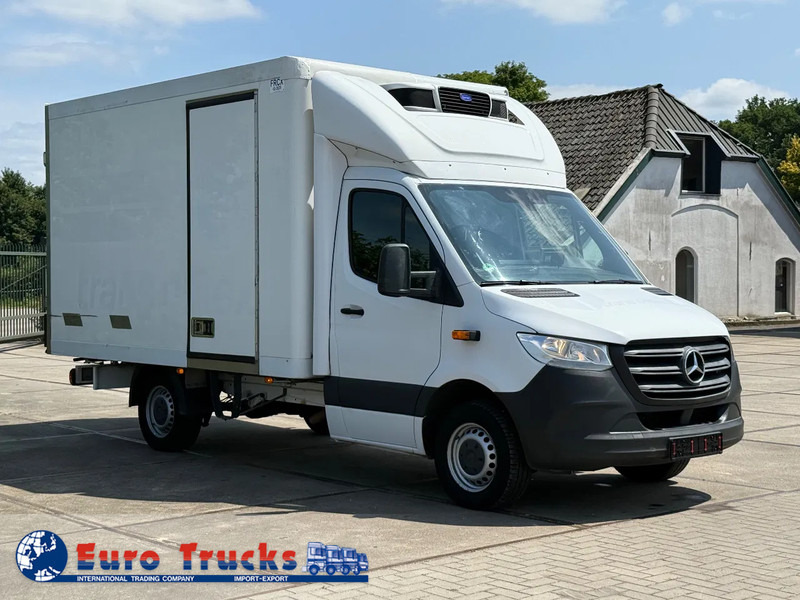 Mercedes-Benz Sprinter 316 - Фургон-рефрижератор: фото 3 Mercedes-Benz Sprinter 316 - Фургон-рефрижератор: фото 3