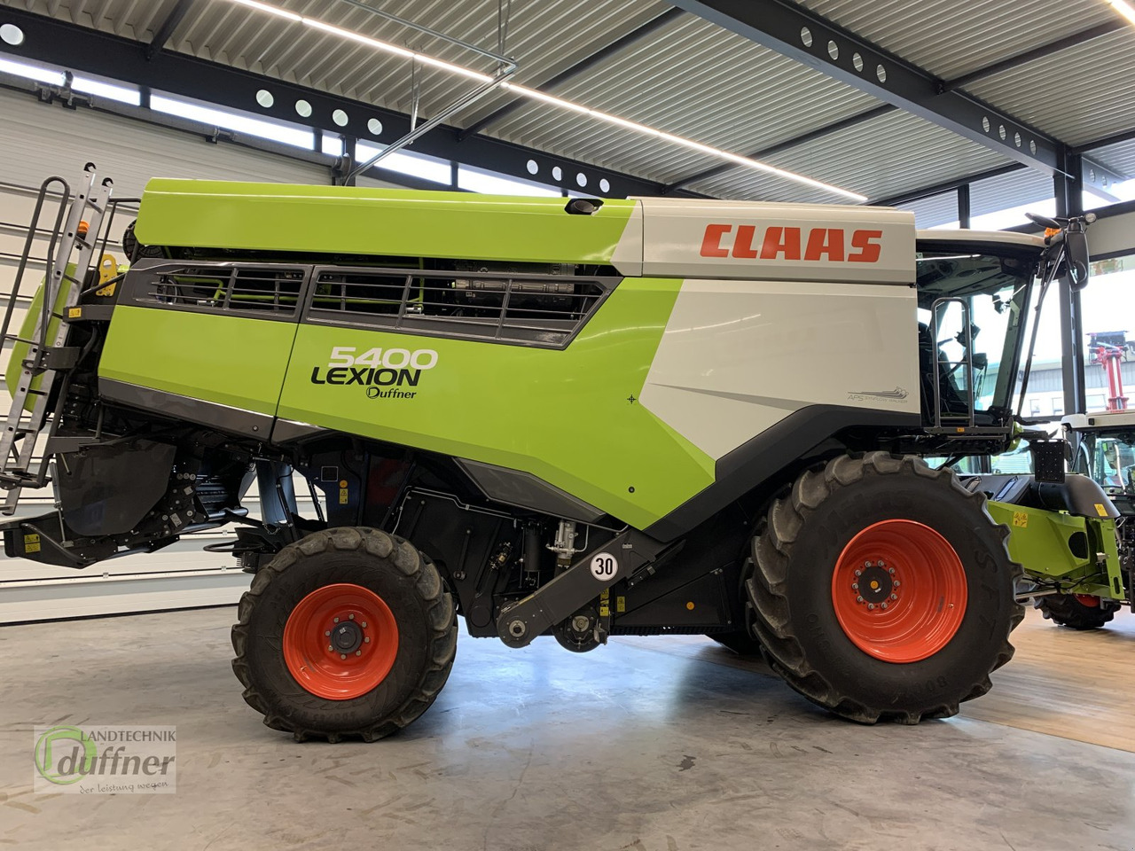 CLAAS Lexion 5400 - Зерноуборочный комбайн: фото 2 CLAAS Lexion 5400 - Зерноуборочный комбайн: фото 2