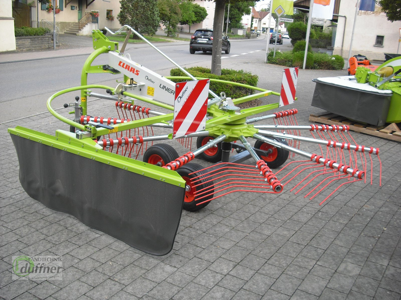 CLAAS Liner 370 - Сеноворошилка: фото 4 CLAAS Liner 370 - Сеноворошилка: фото 4