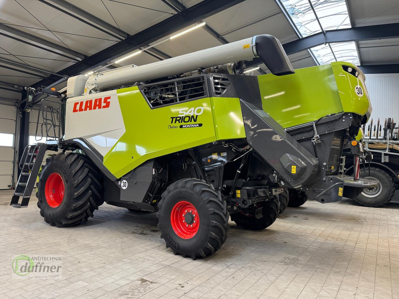 CLAAS Trion 540 Montana - Зерноуборочный комбайн: фото 2 CLAAS Trion 540 Montana - Зерноуборочный комбайн: фото 2