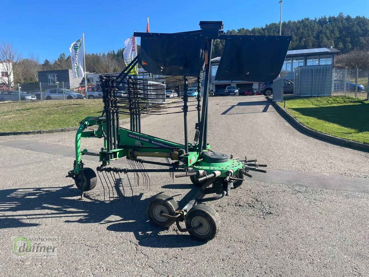 Deutz-Fahr Swatmaster 4621 - Сеноворошилка: фото 4 Deutz-Fahr Swatmaster 4621 - Сеноворошилка: фото 4