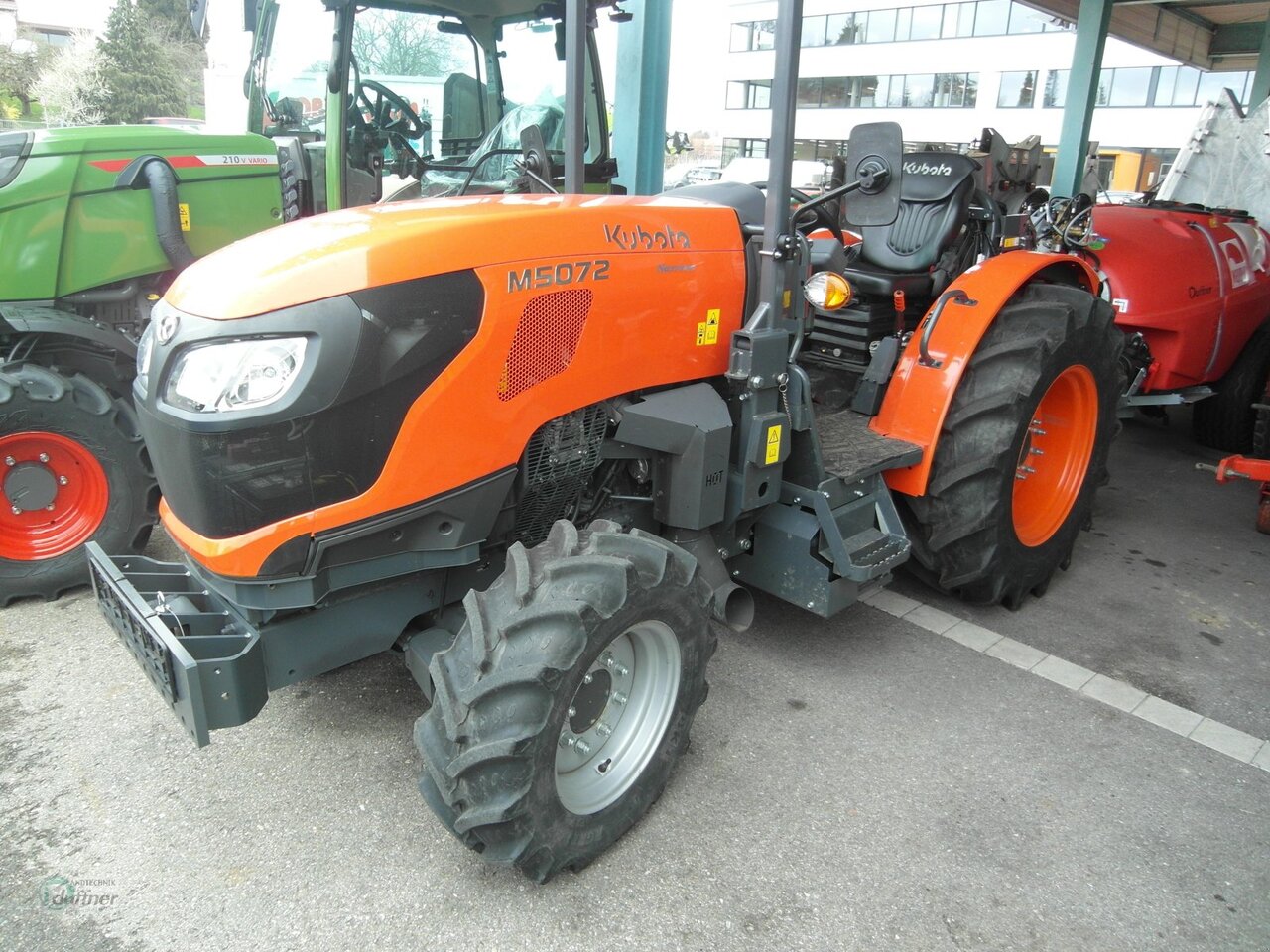 Минитрактор Kubota 5072 Narrow: фото 1